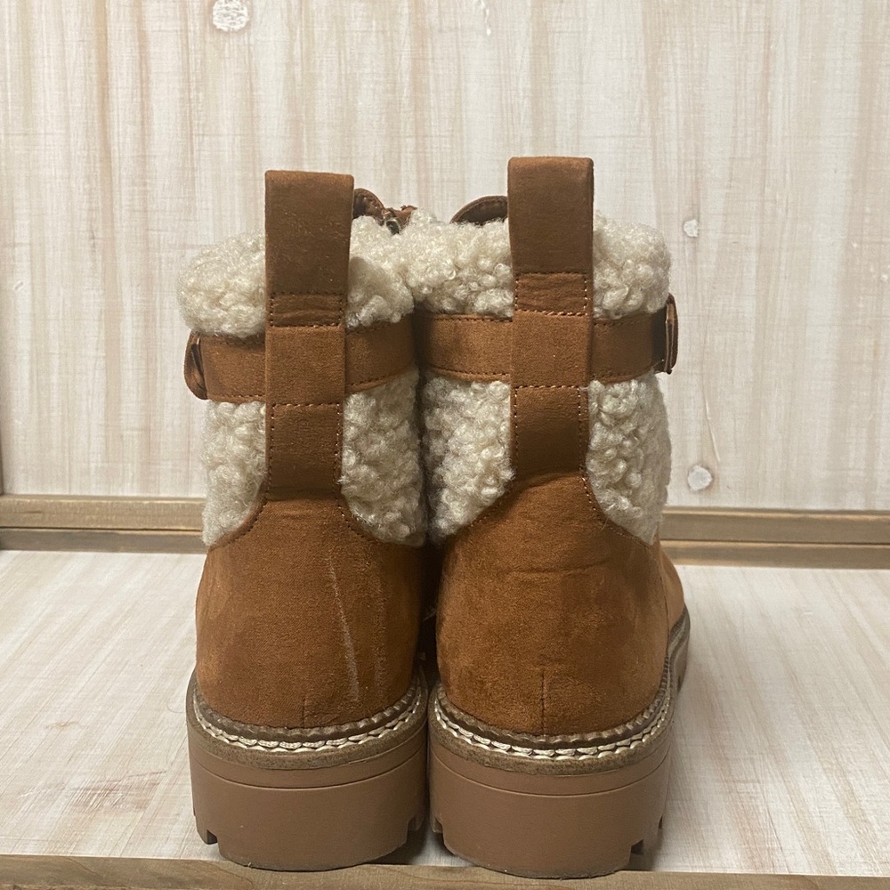 Scoop Women’s Boots - Picture 4 of 10
